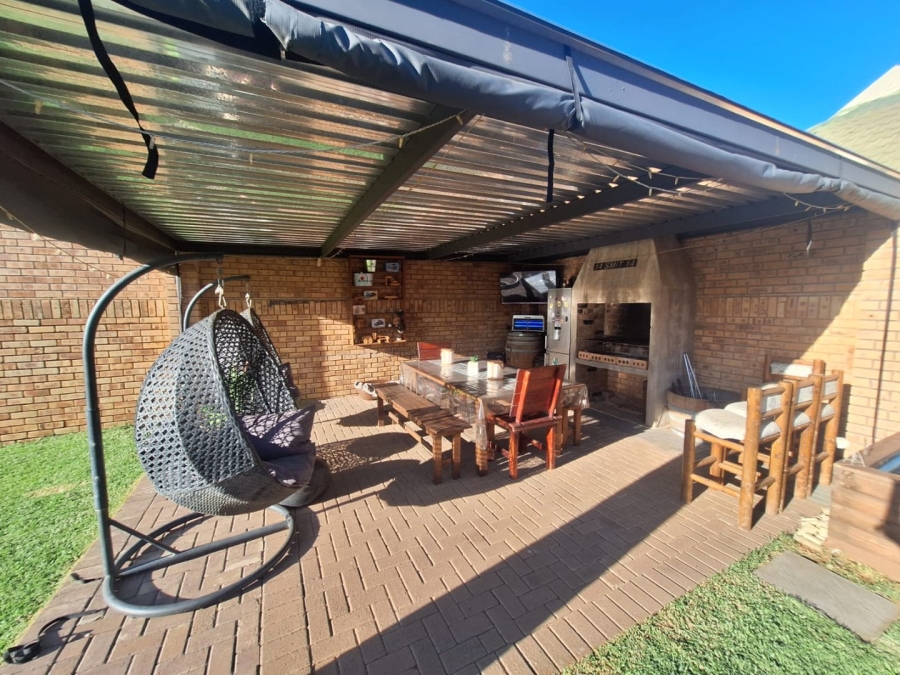 3 Bedroom Property for Sale in Heuwelsig Free State